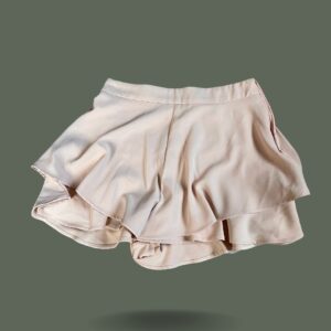 Flared beige shorts