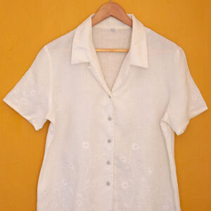 Relaxed linen shirt