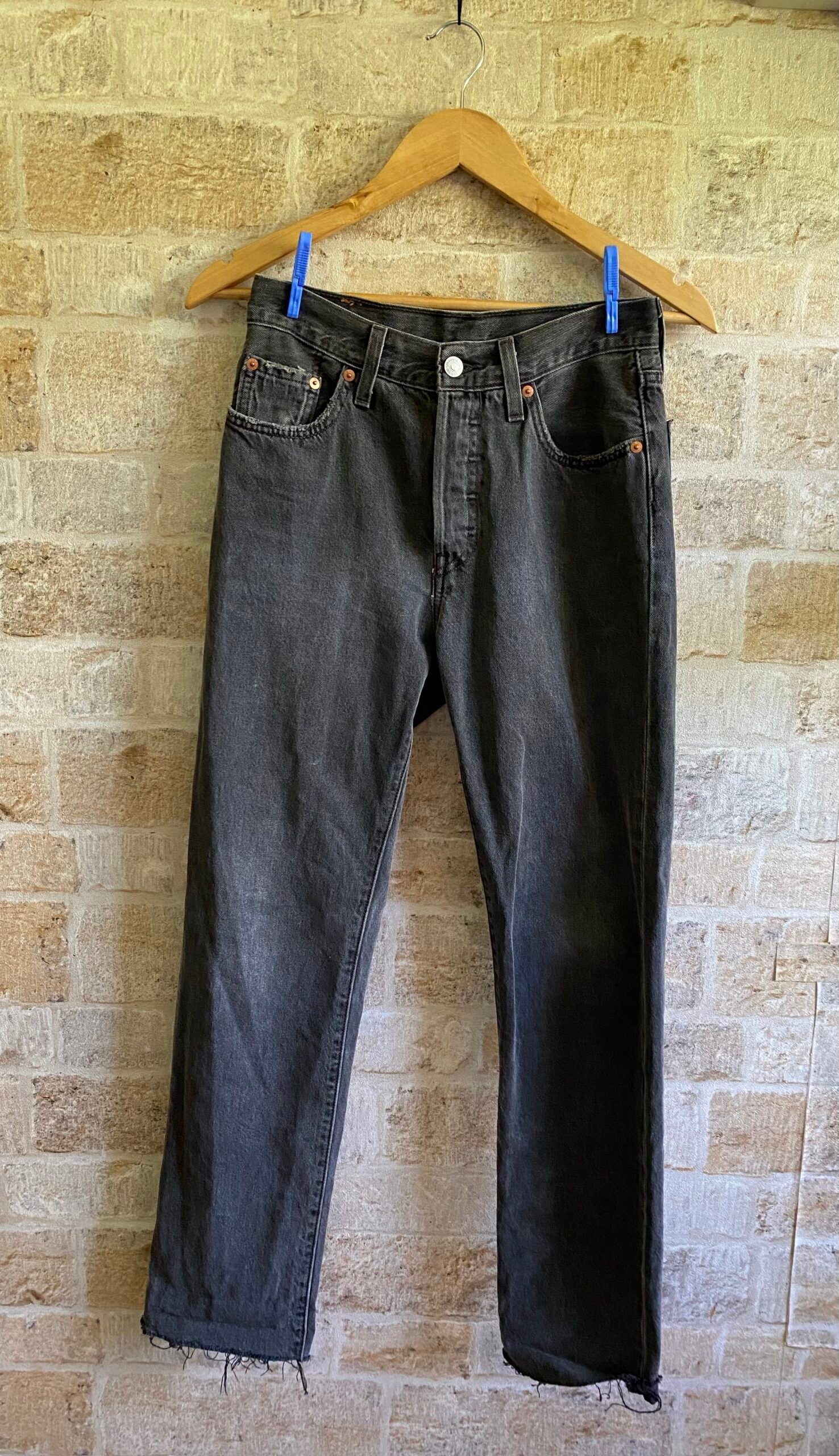 Women's Levis Jeans