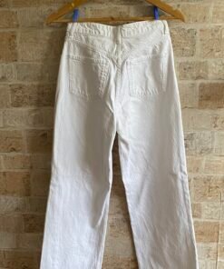 Alternative view of White Jeans