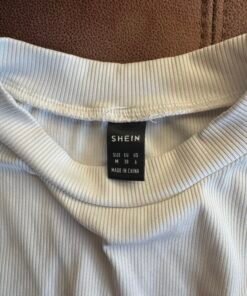 Alternative view of Cropped T-shirt