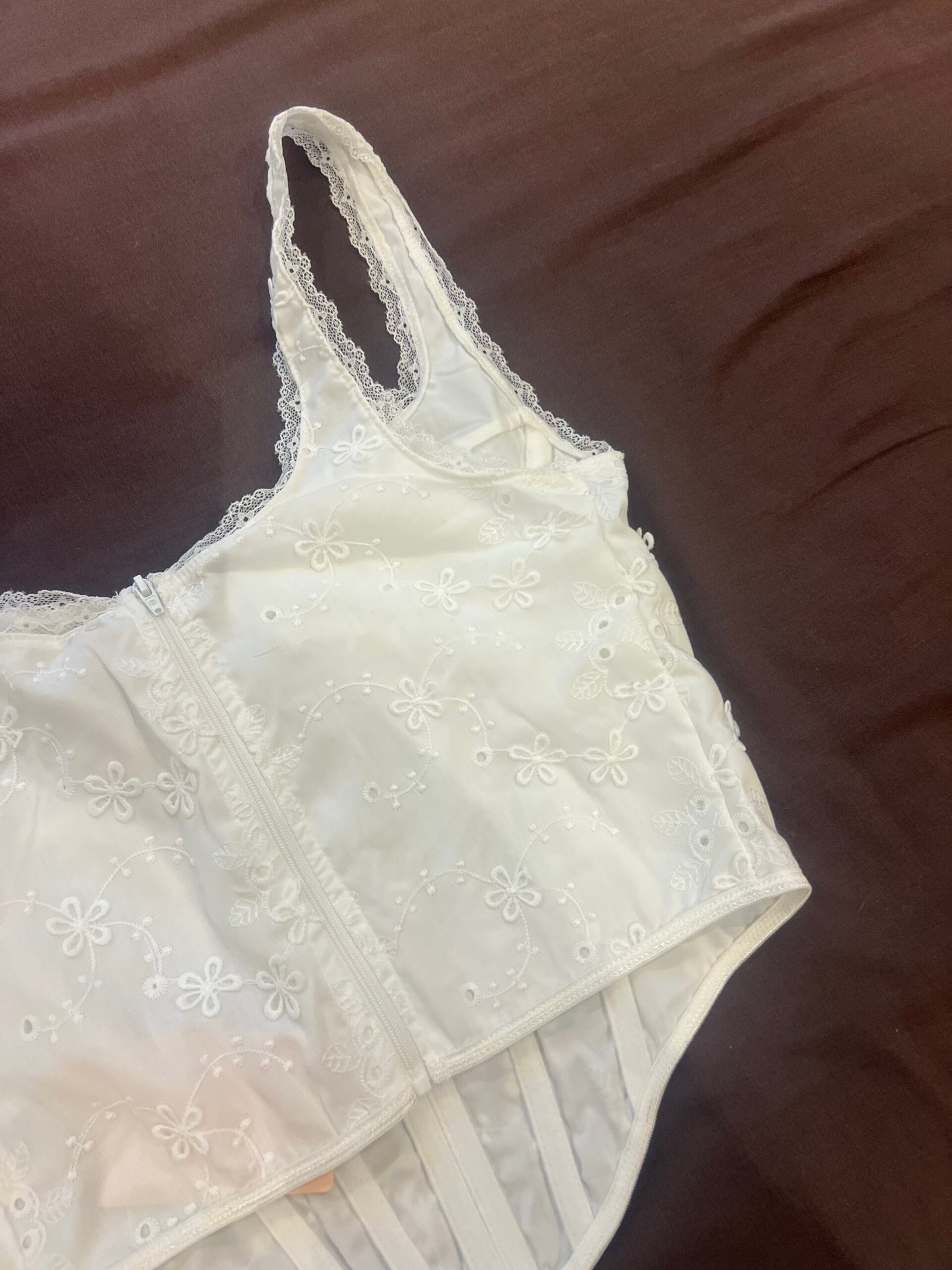 Crisp white corset top - Image 2