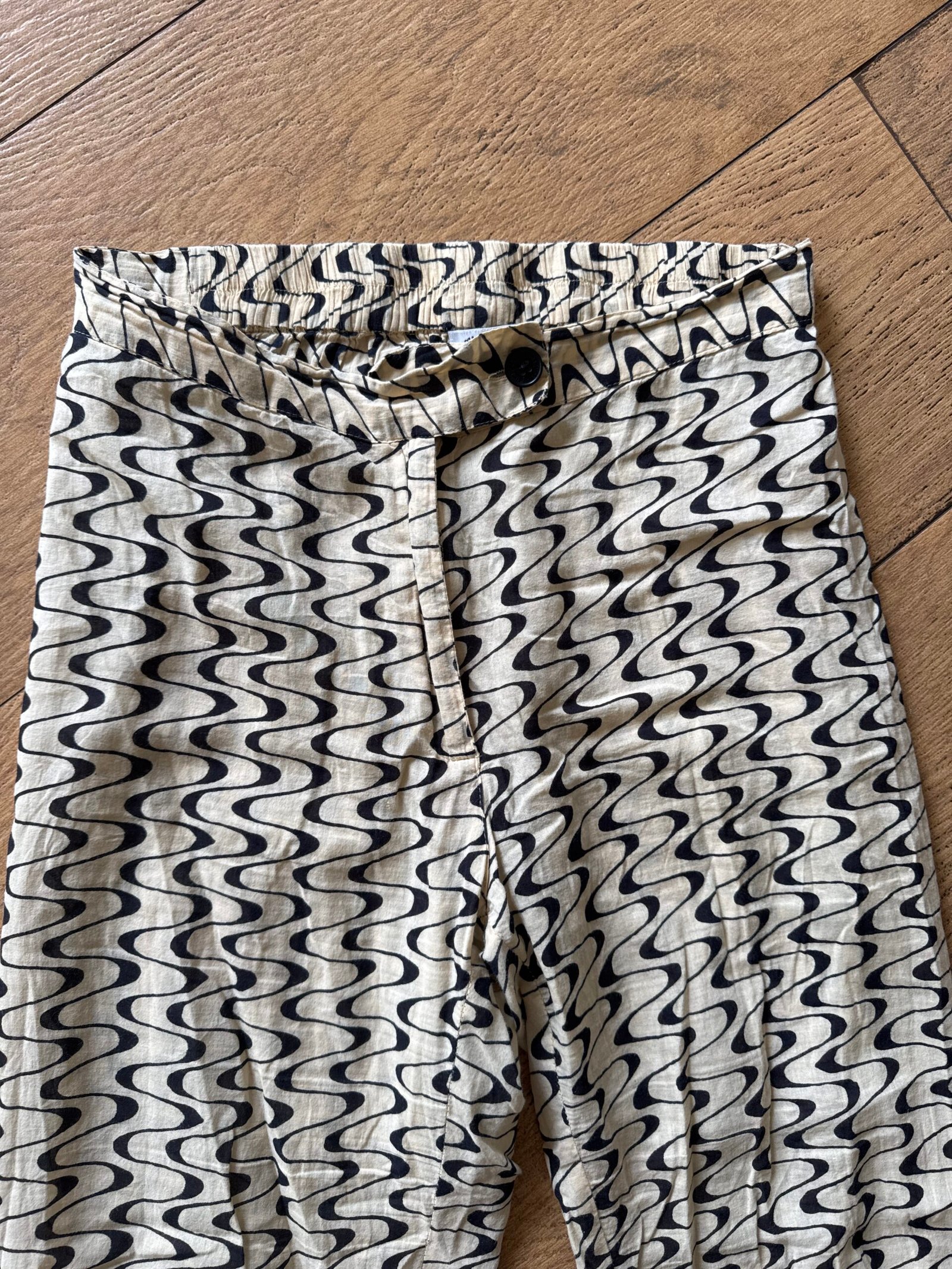 Lightweight funky trousers